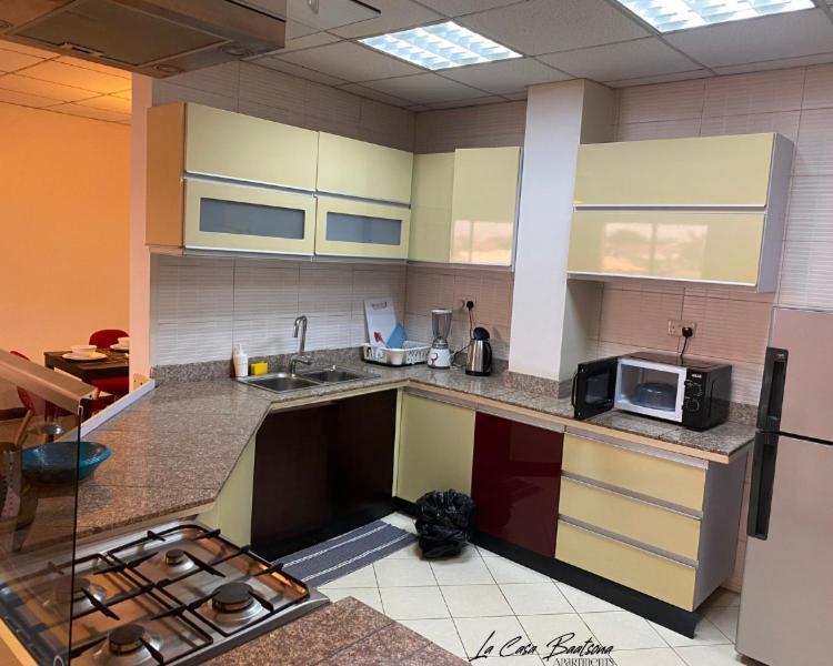 La Casa Baatsona Apts Sakumono Esterno foto