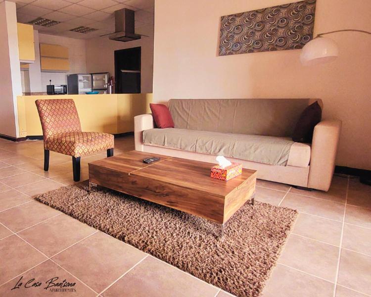 La Casa Baatsona Apts Sakumono Esterno foto