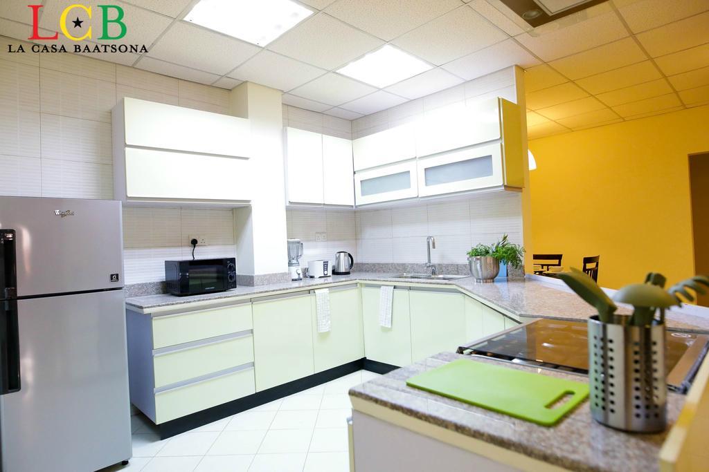 La Casa Baatsona Apts Sakumono Esterno foto